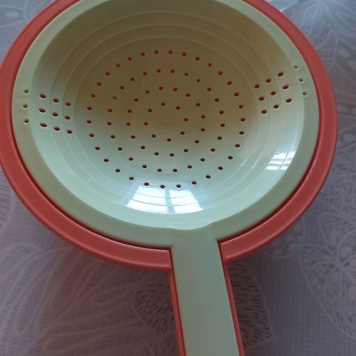 Tupperware Double Colander 2-in-1 kitchen tool