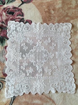 Χειροποίητο καρέ πλεκτό με βελονάκι 50x55 cm καινούργιο