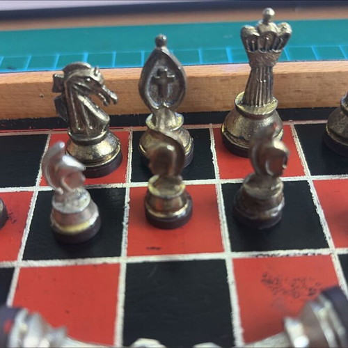 Pampers Chess Set 1981 used, collectible metal pieces