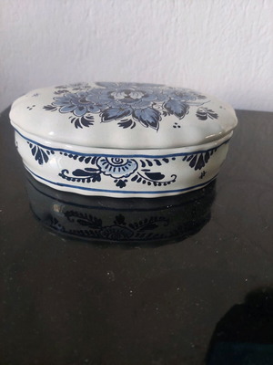 Vintage Dutch box from 1970 like new