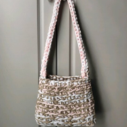 Handmade knitted shoulder bag new