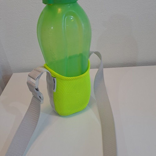 Tupperware bottle bag and Eco bottle 2L like new