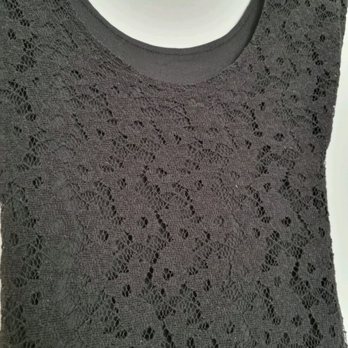 Little black dress lace Shana like new, size XS