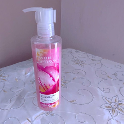 Avon Senses Sweet & Joyful Hand Wash 250ml new with pump