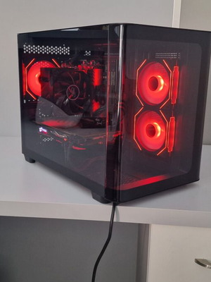 Геймърски компютър Ryzen 7 1070TI 16GB като ново