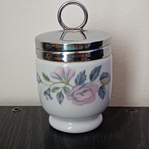 Vintage Royal Worcester June Garland porcelain egg coddler, like new