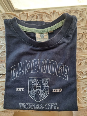 Cambridge University Kids' T-shirt 7-8 Years Like New, Blue
