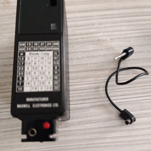 Maxwell M30 flash like new