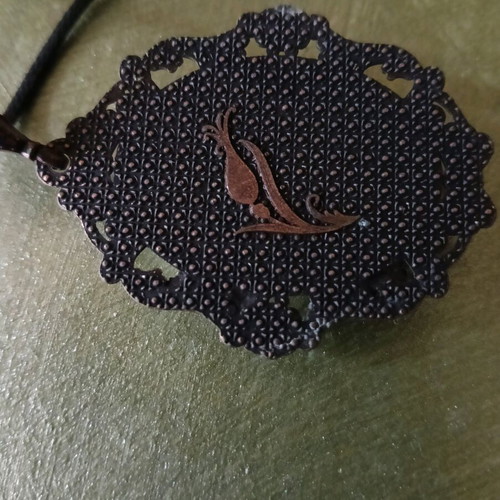 Various types of necklaces used, set of 5 pieces