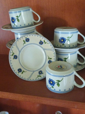 Vintage cup set like new
