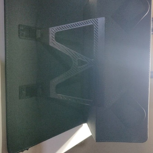 Lenovo Tab E 10 used with case without charging cable