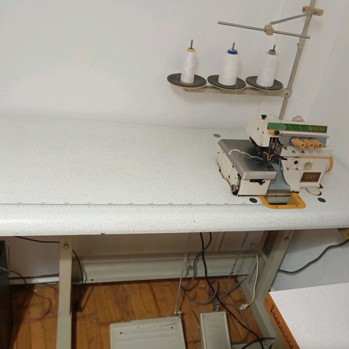 Professional cutting sewing machine used, in good condition