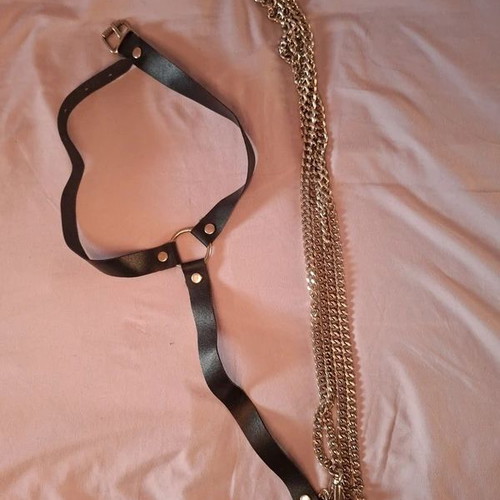 Statement body chain and leather choker harness like new, black
