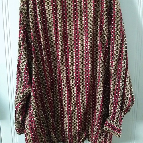 Women's shirt lightweight fabric large comfortable