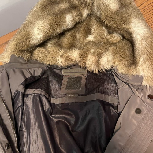 Geox long puffer coat like new with detachable fur gray