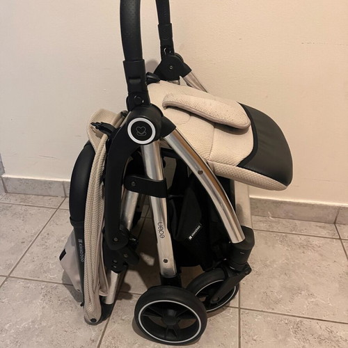 Eden Kikka Boo stroller like new with rain cover