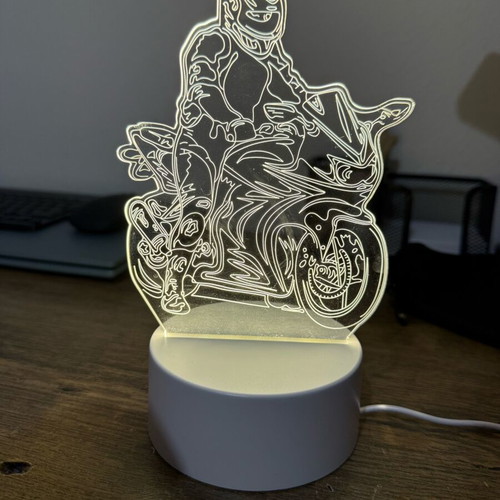 Led lamp like new with nice lighting and design