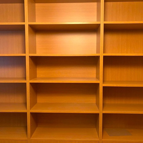 Bookcase set of 8 like new with lower cabinet