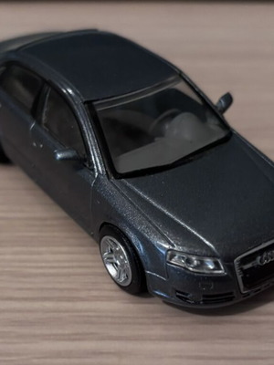 Audi A4 1/43 model car like new