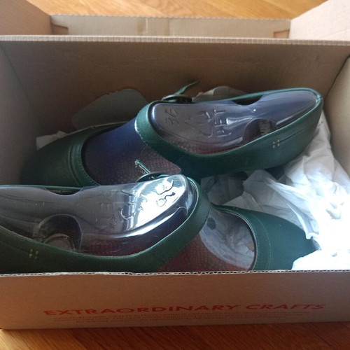 Camper Green Leather Pumps Size 36 Like New