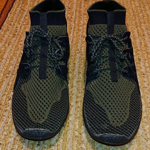 Elastic shoes like new, size 42.5