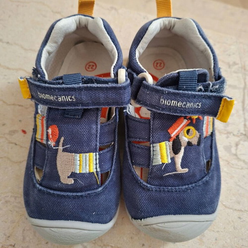 Biomecanics sandals size 22 used, anatomical