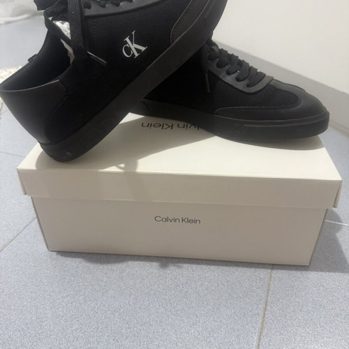 Calvin Klein sneakers like new, size 40, black