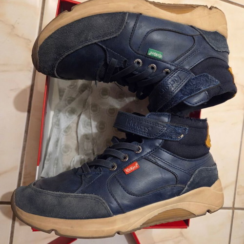 Kickers boots for boys size 34 like new, dark blue