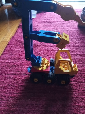Lego γερανός μεταχειρισμένος σε πολύ καλή κατάσταση