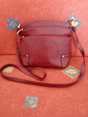 Burgundy crossbody shoulder bag