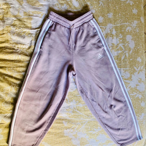 Adidas Essentials fleece sweatpants purple like new