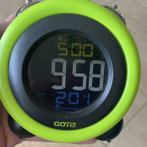 Gotie GBE-300Z digital alarm clock like new, green frame