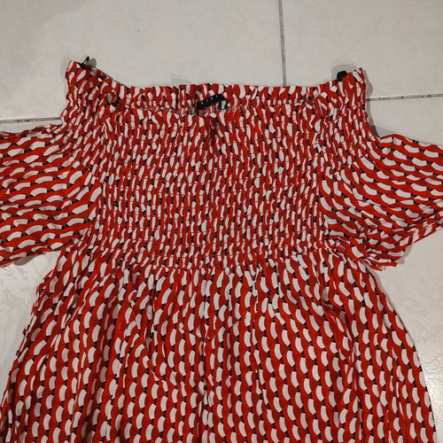 Sisley Maxi off-shoulder dress with smocked bust, red and white