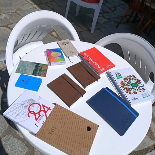 Diaries new, pack of 20 pieces