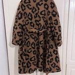 Venere brown coat used with black patterns