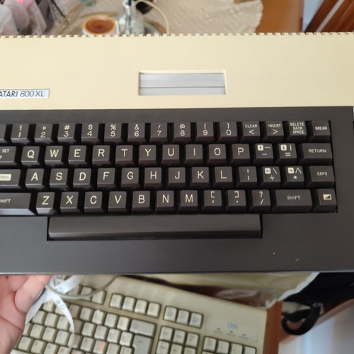 Atari 800XL used console