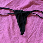 Latex string black, new