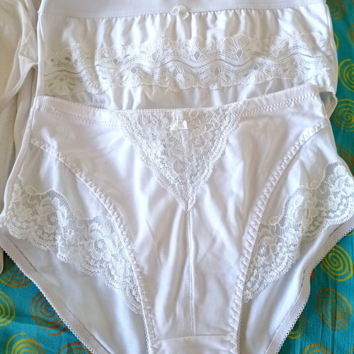 Women's white underwear pack XL-XXL new, 5 pieces