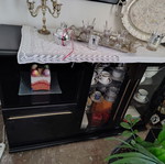 Black lacquer showcase like new