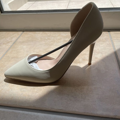 Beige pumps size 38 new