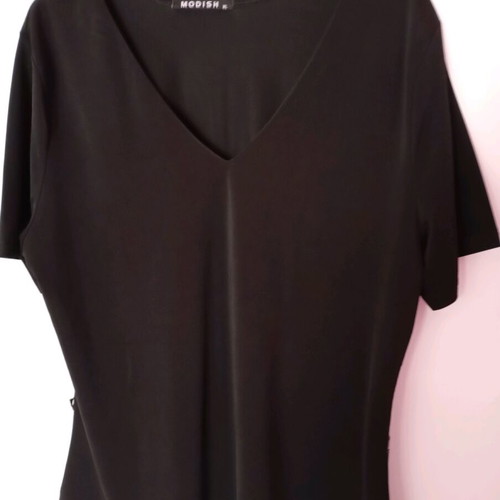 Black elastic blouse like new, sizes L and XL