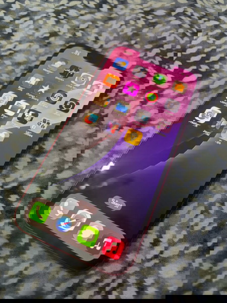 iPhone 13 Red