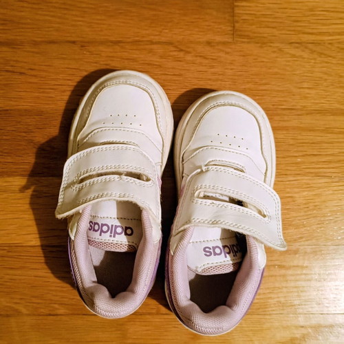 Adidas kids sports shoes size 25 like new, white and pink