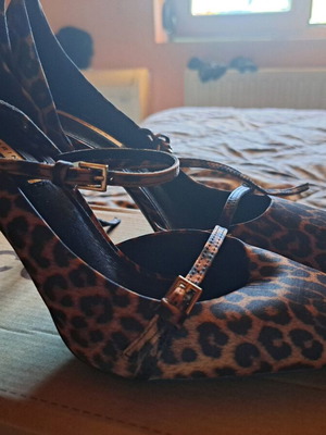 Corina leopard print pumps new, size 39, beige brown