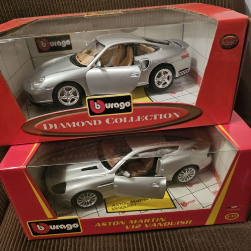 Collectible model cars and motorcycles new, various brands