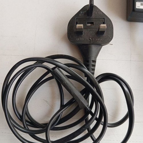 English Type Plug Adapters 4 Pieces New
