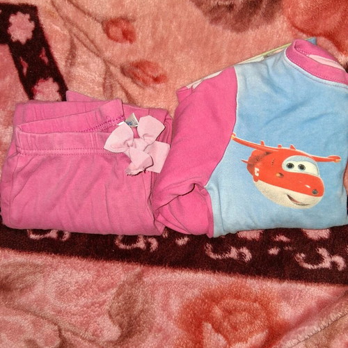Disney girls' pajamas used, pink
