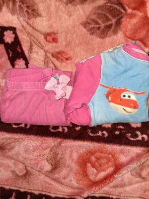 Disney girls' pajamas used, pink