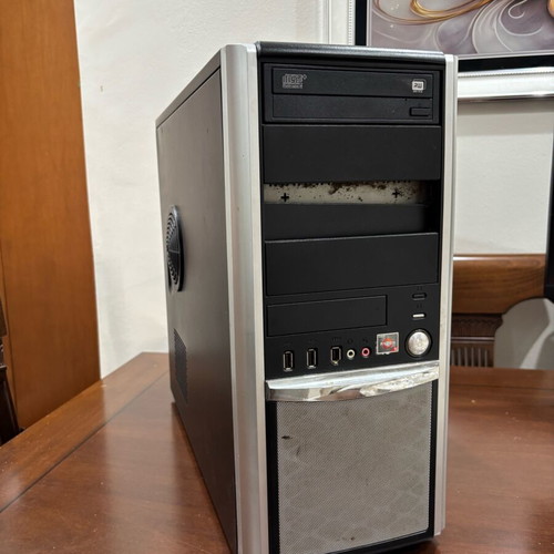 PC RX 580 8GB MSI Armor Ryzen 5 2600x Tomahawk 32GB RAM used