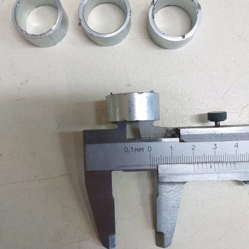 6204-2RS single-row ball bearings new, 20 pieces with 5 spacers